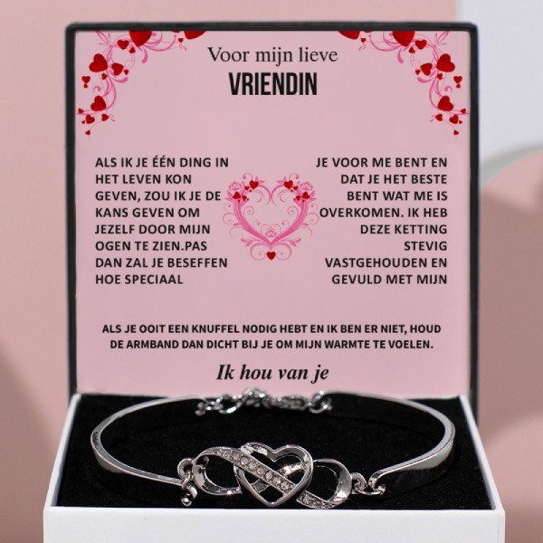 NL305_JULIET_HEARTBRACELET_600x600px_V4
