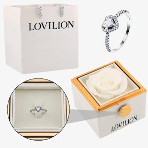 Doos met een roos en een ring | HEARTISO_WITTEBOX